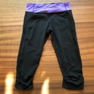 Lululemon Capri Cinched Leggings Purple Waistband
